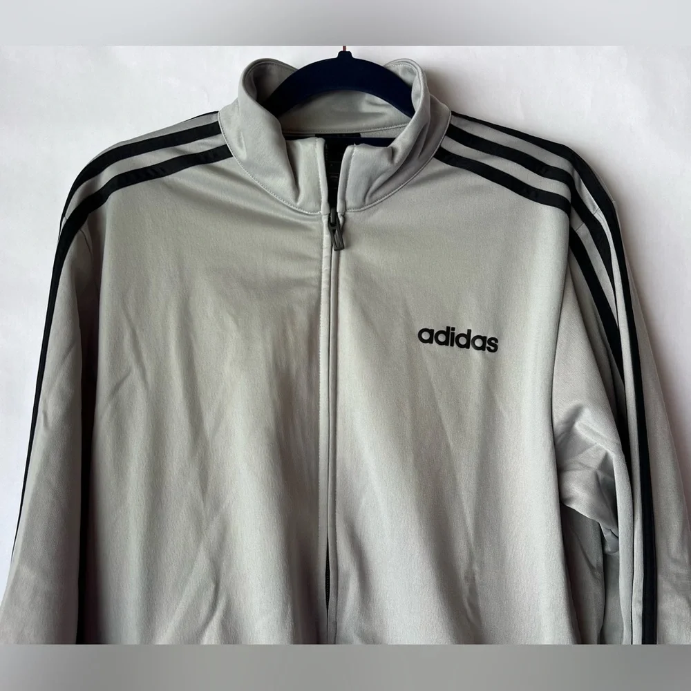 Adidas Essentials 3-Stripes‎ Tricot Full Zip Track Top size Small